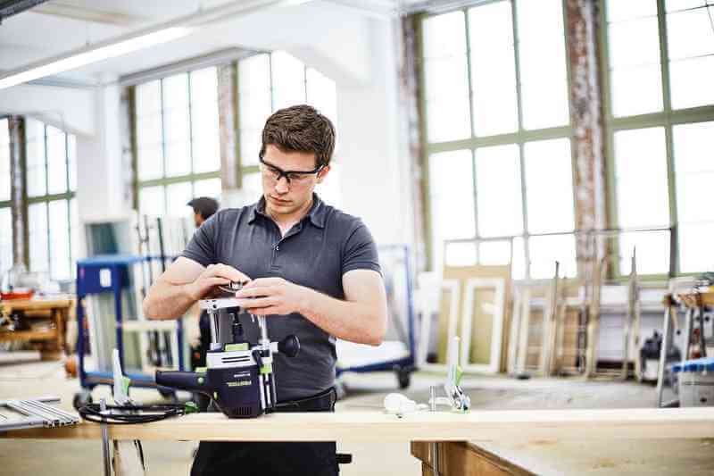 Фрезер FESTOOL OF 1400 EBQ-Plus +оснастка (574341)