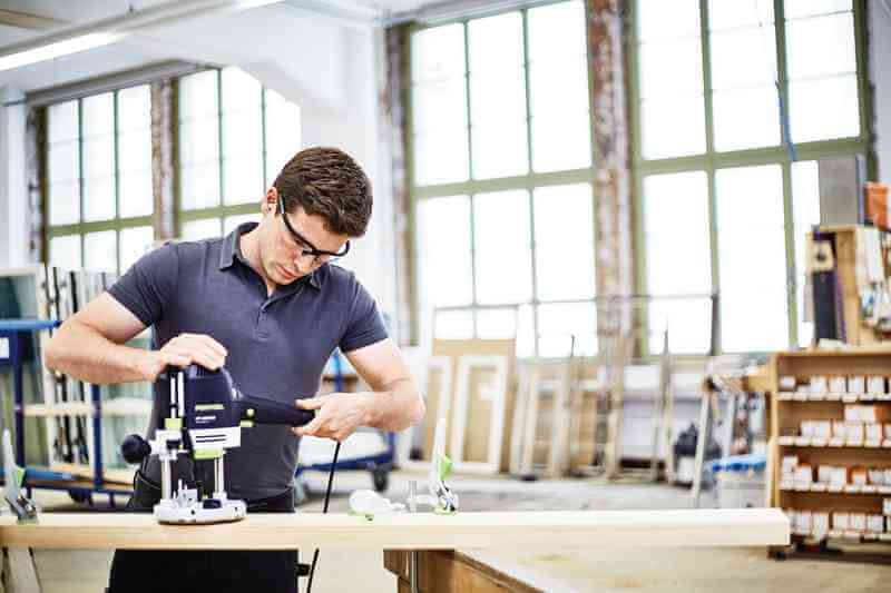 Фрезер FESTOOL OF 1400 EBQ-Plus +оснастка (574341)